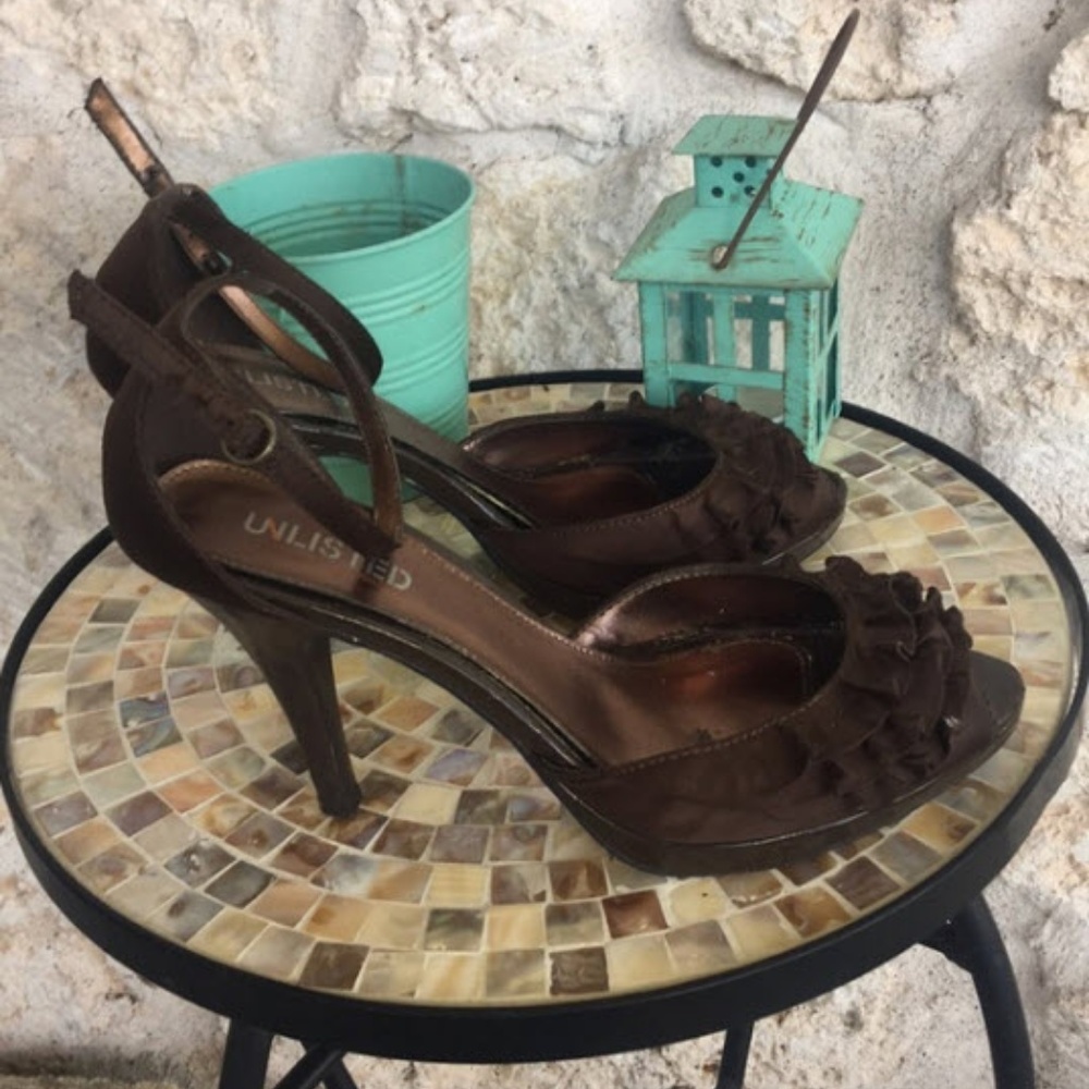 DONATED Unlisted ruffle  toe sexy strappy heels - Picture 4 of 8